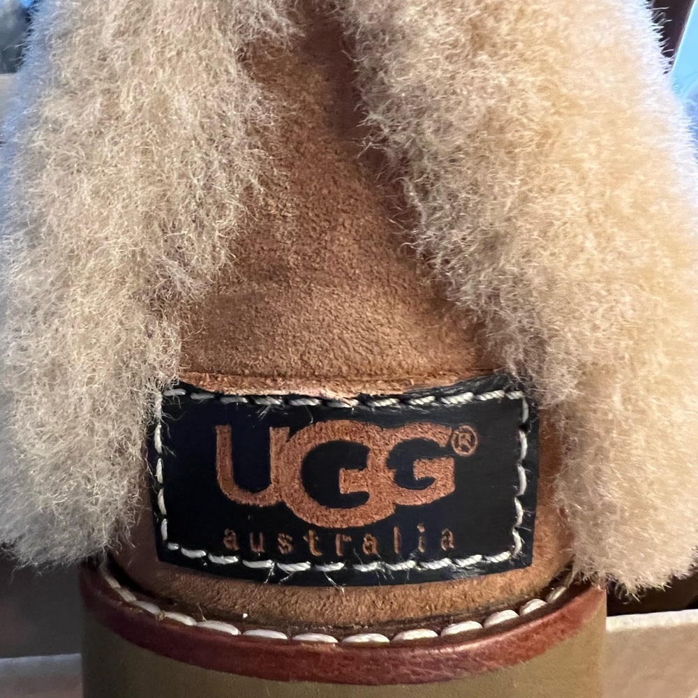 UGG MAYLIN 7